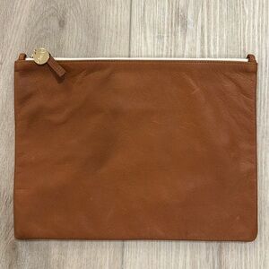 Clare V flat clutch in Cognac with tabs
